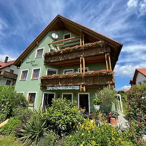 Am Kirchberg Neualbenreuth
